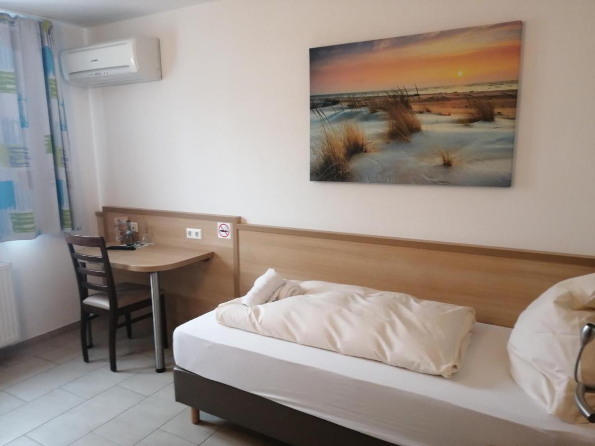Hotel-Restaurant Zum Baeumle Süßen Zewnętrze zdjęcie