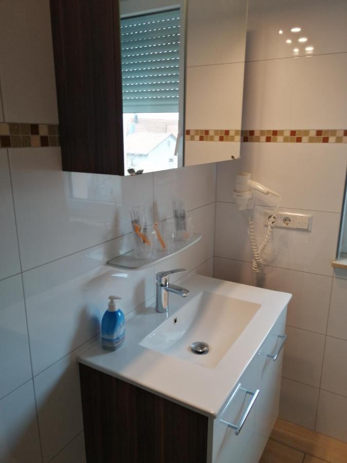 Hotel-Restaurant Zum Baeumle Süßen Zewnętrze zdjęcie