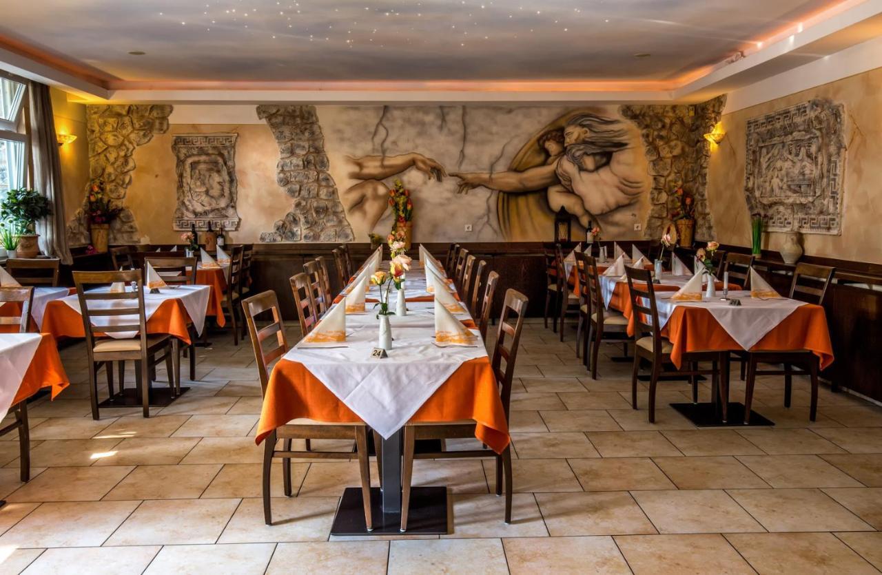 Hotel-Restaurant Zum Baeumle Süßen Zewnętrze zdjęcie